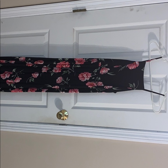 Dresses & Skirts - Floral dress